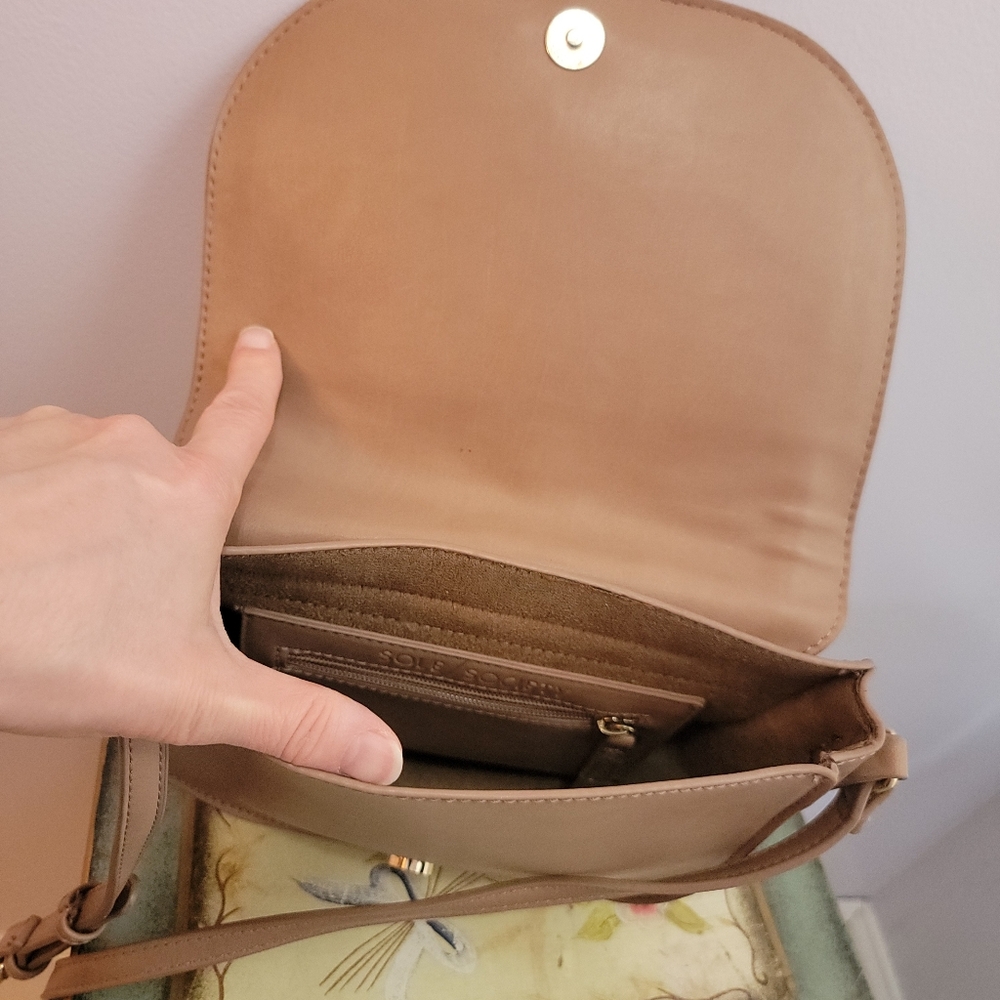Sole Society Vegan Leather Tan Cross Body - Picture 8 of 13